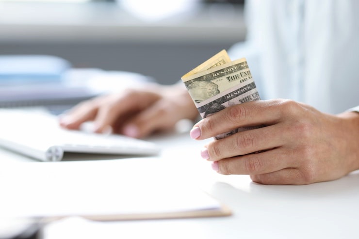 똑똑한 직장인을 위한 맞춤 금융 솔루션 : 우리은행 WON플러스 직장인대출 마이너스통장 금리, 한도 및 상환방법 완벽 분석 9