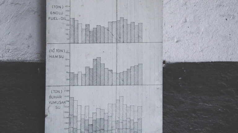 채널 매매, 상단 매도 하단 매수 전략으로 꾸준히 수익 내는 비법 대공개 9 트렌드 라인이 그려진 차트