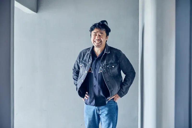 박시영 디자이너 인스타 화제 이유와 작품 중심 정리 5 디자이너 작업실과 포스터 스케치