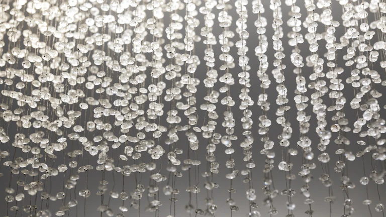 차트 패턴 다이아몬드 탑 추세 전환 완벽 분석: 하락 신호 포착법 11 top-trading-strategy - 다이아몬드 탑 패턴을 활용한 투자 전략 예시