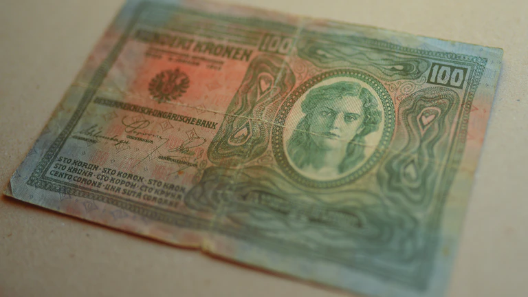 코인원, 카카오뱅크 연동 후 막힘없는 빠른 입출금 팁 총정리 9 디지털 환경에서 빠르게 전송되는 자금의 이미지