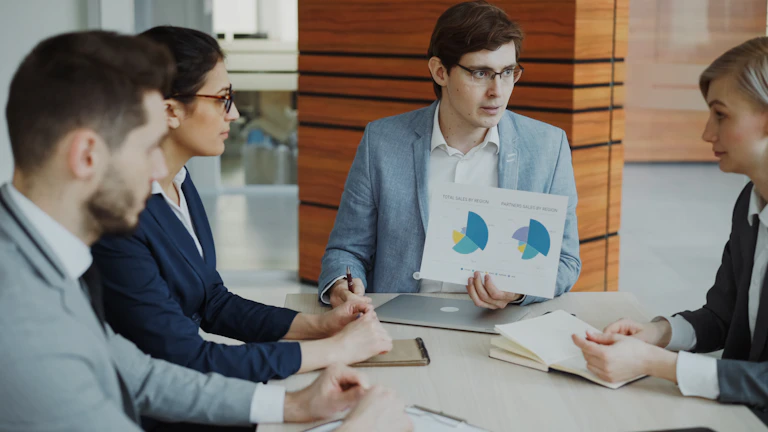 금융 데이터 분석 화면