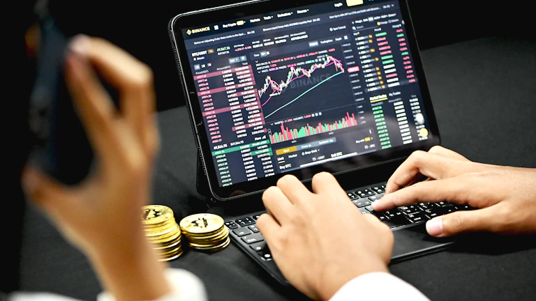 금융 리스크 관리 및 보안 시스템