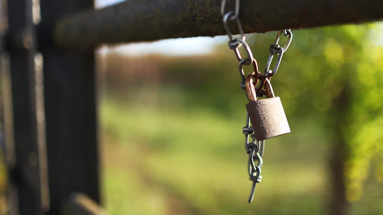 트레저(Trezor) 월렛 모델 T, 원 비교 추천, 내 소중한 코인을 지키는 완벽한 선택 가이드 10 crypto-storage-options - 안전한 암호화폐 보관을 위한 하드웨어 월렛