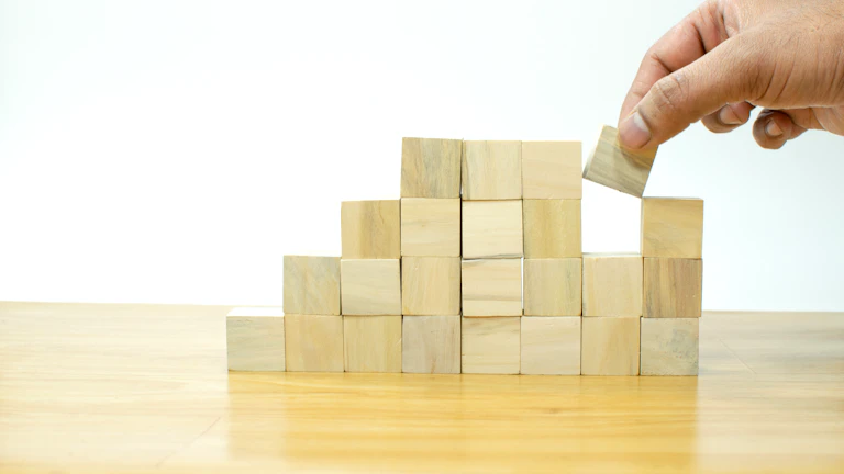 마켓 스트럭처, BOS 파괴 확인으로 수익 극대화하는 실전 매매 전략 가이드 9 상승 추세와 하락 추세의 기본적인 마켓 스트럭처 흐름